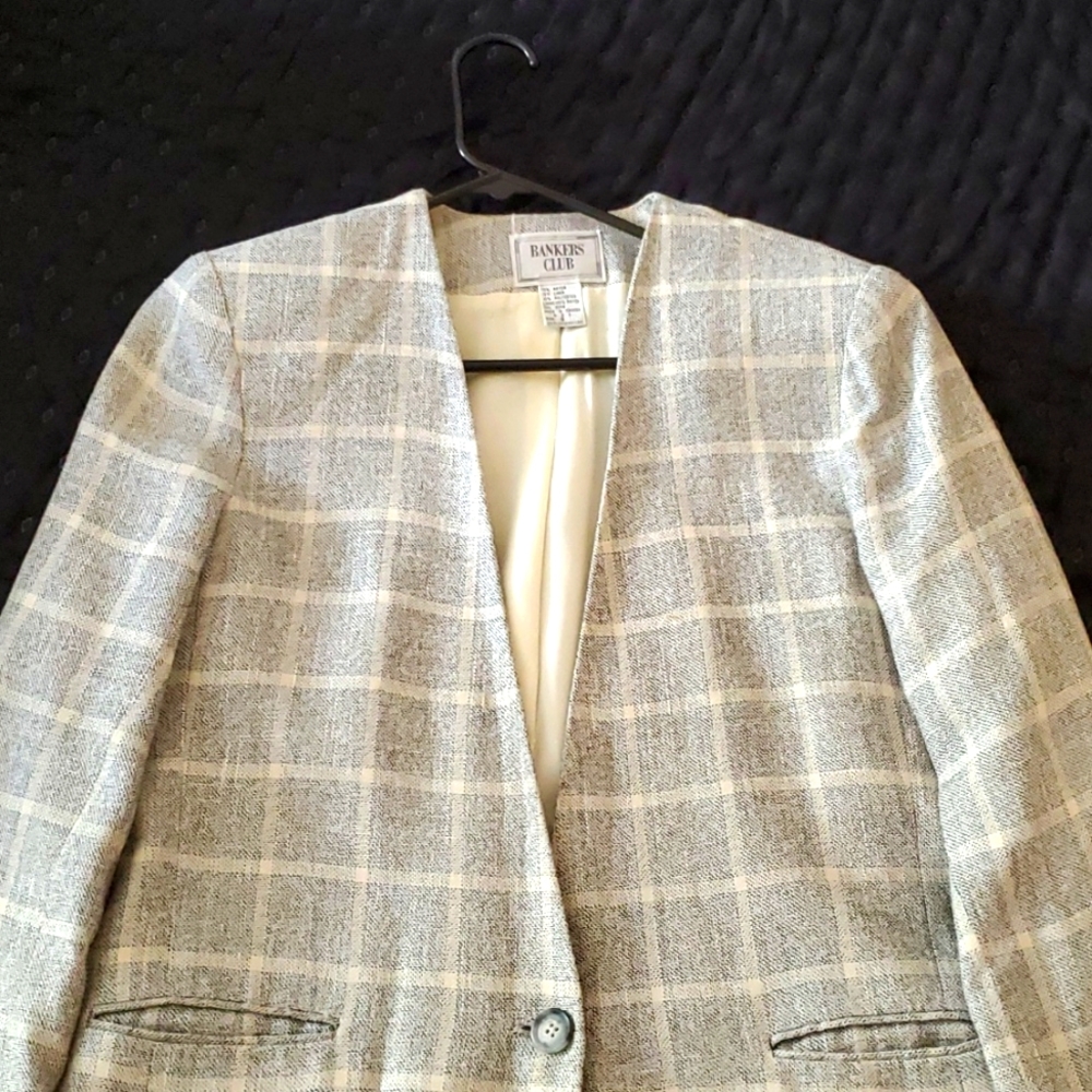 Size 8 Bankers Club blazer jacket